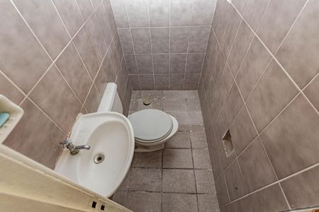 Casa para alugar com 240m², 3 quartos e 1 vagaBanheiro