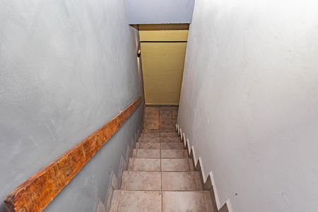 Casa para alugar com 240m², 3 quartos e 1 vagaEscada