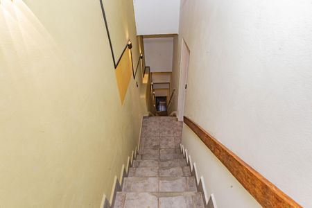 Casa para alugar com 240m², 3 quartos e 1 vagaEscada