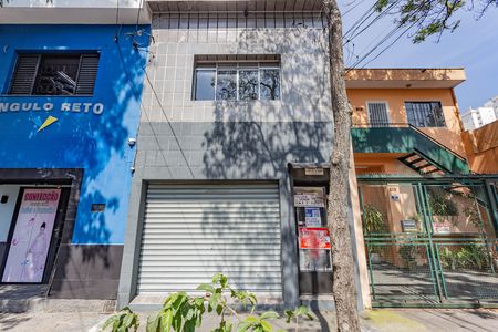 Fachada de casa para alugar com 3 quartos, 240m² em Bosque da Saúde, São Paulo
