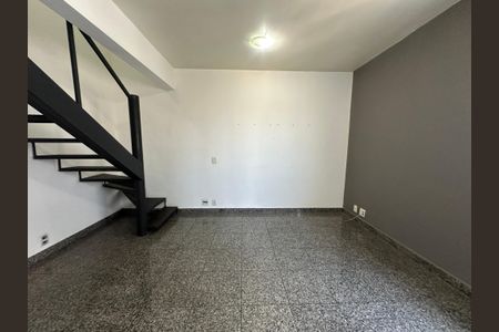 Apartamento para alugar com 69m², 2 quartos e 1 vaga Apartamento para alugar com 69m², 2 quartos e 1 vagaSala