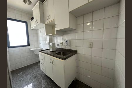 Apartamento para alugar com 69m², 2 quartos e 1 vaga Apartamento para alugar com 69m², 2 quartos e 1 vagaCozinha