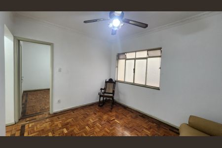Apartamento para alugar com 65m², 2 quartos e 1 vagaSala