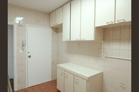 Apartamento para alugar com 100m², 2 quartos e 1 vaga Apartamento para alugar com 100m², 2 quartos e 1 vagaCozinha
