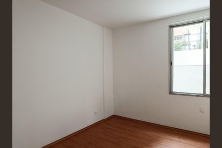 Apartamento para alugar com 100m², 2 quartos e 1 vaga Apartamento para alugar com 100m², 2 quartos e 1 vagaQuarto 2