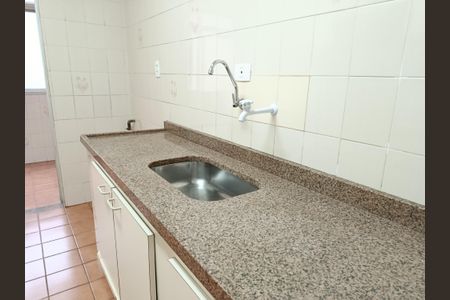 Apartamento para alugar com 100m², 2 quartos e 1 vaga Apartamento para alugar com 100m², 2 quartos e 1 vagaCozinha