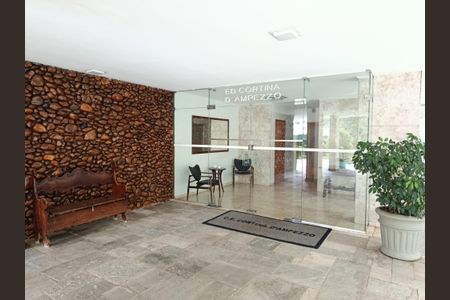 Apartamento para alugar com 100m², 2 quartos e 1 vaga Apartamento para alugar com 100m², 2 quartos e 1 vagaÁrea comum