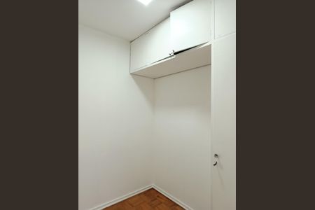 Apartamento para alugar com 100m², 2 quartos e 1 vaga Apartamento para alugar com 100m², 2 quartos e 1 vagaQuarto de Serviço