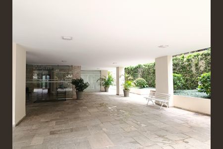 Apartamento para alugar com 100m², 2 quartos e 1 vaga Apartamento para alugar com 100m², 2 quartos e 1 vagaÁrea comum