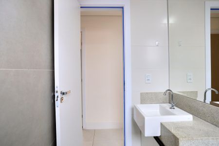 Apartamento para alugar com 190m², 3 quartos e 2 vagas Apartamento para alugar com 190m², 3 quartos e 2 vagasBanheiro