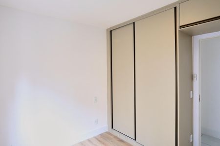 Apartamento para alugar com 190m², 3 quartos e 2 vagas Apartamento para alugar com 190m², 3 quartos e 2 vagasQuarto