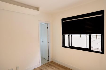 Apartamento para alugar com 190m², 3 quartos e 2 vagas Apartamento para alugar com 190m², 3 quartos e 2 vagasSuíte 2
