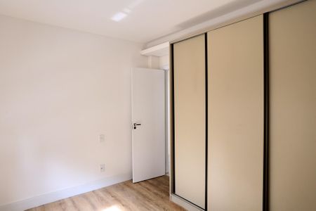 Apartamento para alugar com 190m², 3 quartos e 2 vagas Apartamento para alugar com 190m², 3 quartos e 2 vagasSuíte 2