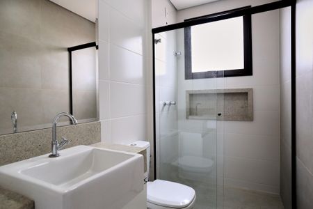 Apartamento para alugar com 190m², 3 quartos e 2 vagas Apartamento para alugar com 190m², 3 quartos e 2 vagasBanheiro