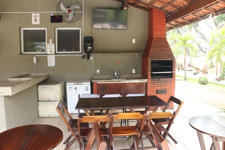 Apartamento para alugar com 50m², 2 quartos e 1 vagaÁrea comum