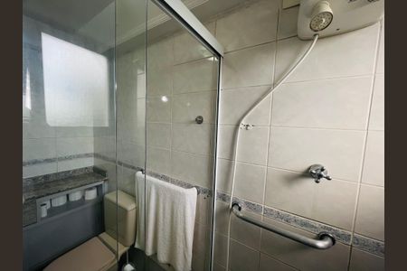 Apartamento à venda com 67m², 3 quartos e 2 vagasBanheiro 1