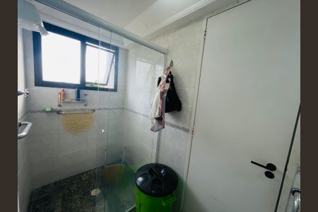 Apartamento à venda com 67m², 3 quartos e 2 vagasBanheiro 1