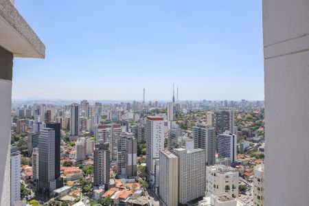 Apartamento à venda com 144m², 2 quartos e 2 vagasVista da Suíte 2