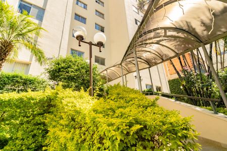 Apartamento à venda com 70m², 2 quartos e 1 vaga