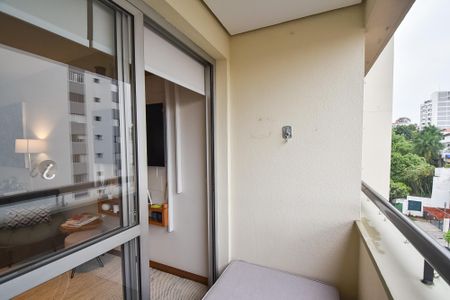 Apartamento à venda com 75m², 2 quartos e 1 vagaVaranda