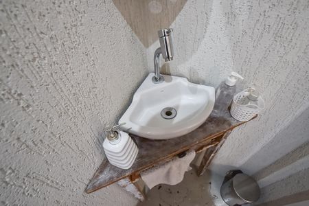 Apartamento à venda com 75m², 2 quartos e 1 vagaLavabo