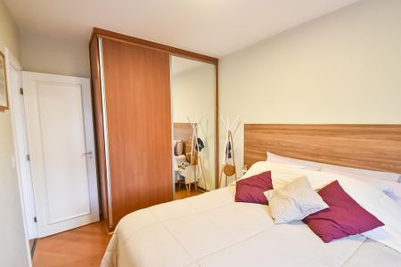 Apartamento à venda com 75m², 2 quartos e 1 vagaQuarto 2