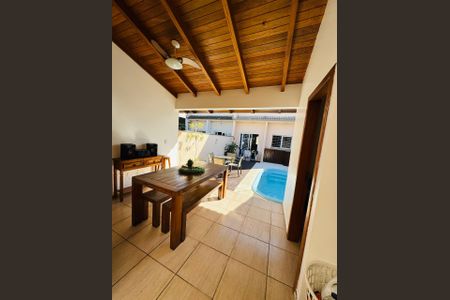 Casa à venda com 240m², 2 quartos e 2 vagasÁrea gourmet