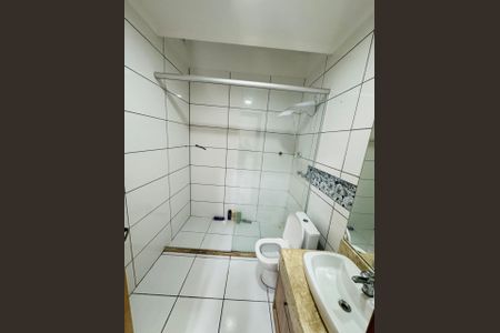 Casa à venda com 240m², 2 quartos e 2 vagasBanheiro