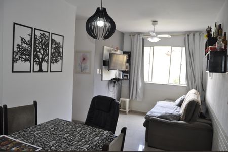 Sala de apartamento para alugar com 2 quartos, 50m² em Tomás Coelho, Rio de Janeiro