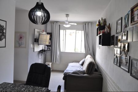 Sala de apartamento para alugar com 2 quartos, 50m² em Tomás Coelho, Rio de Janeiro
