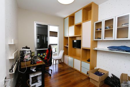 Apartamento à venda com 152m², 4 quartos e 3 vagasQuarto 1 semi suíte