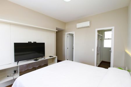 Apartamento à venda com 152m², 4 quartos e 3 vagasQuarto 3 - Suíte