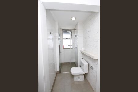 Apartamento à venda com 152m², 4 quartos e 3 vagasBanheiro  semi suíte 1-2