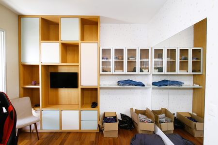 Apartamento à venda com 152m², 4 quartos e 3 vagasQuarto 1 semi suíte