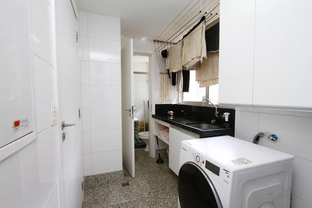 Apartamento à venda com 152m², 4 quartos e 3 vagasÁrea de Serviço