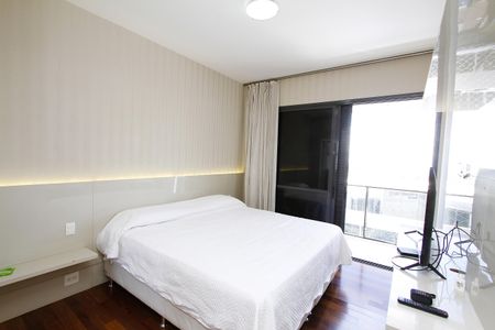 Apartamento à venda com 152m², 4 quartos e 3 vagasQuarto 3 - Suíte