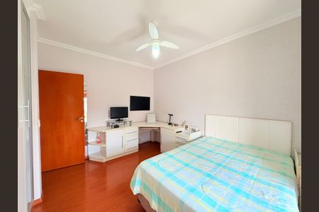 Casa de condomínio à venda com 500m², 5 quartos e 5 vagasQuarto 3