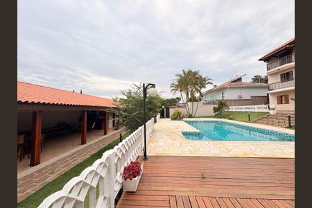 Casa de condomínio à venda com 500m², 5 quartos e 5 vagasPiscina