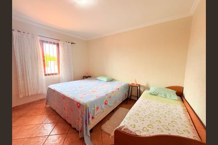 Casa de condomínio à venda com 500m², 5 quartos e 5 vagasSuíte do andar inferior