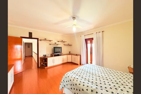 Casa de condomínio à venda com 500m², 5 quartos e 5 vagasSuíte Master