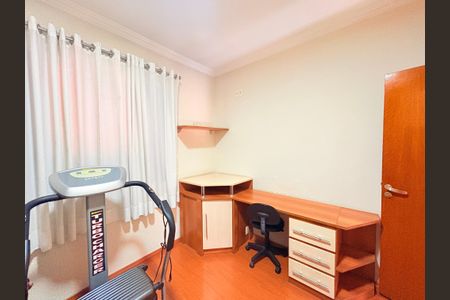 Casa de condomínio à venda com 500m², 5 quartos e 5 vagasQuarto 2