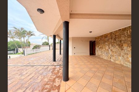 Casa de condomínio à venda com 500m², 5 quartos e 5 vagasGaragem