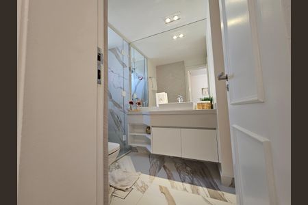 Apartamento à venda com 57m², 2 quartos e 2 vagasBanheiro da Suíte 2