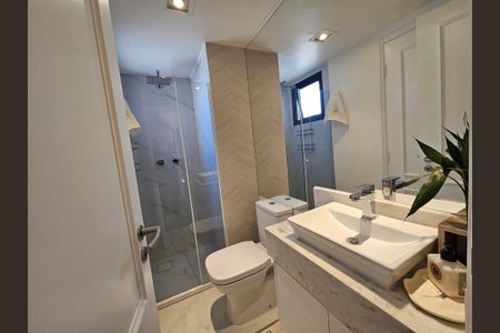 Apartamento à venda com 57m², 2 quartos e 2 vagasBanheiro da Suíte 2