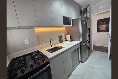 Apartamento à venda com 57m², 2 quartos e 2 vagasCozinha