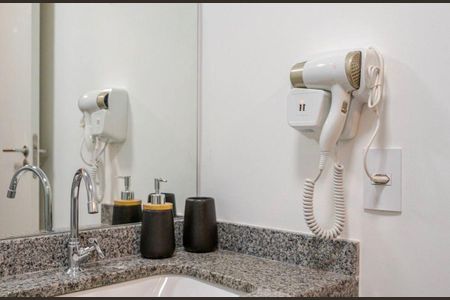 Studio para alugar com 27m², 1 quarto e sem vagaBanheiro