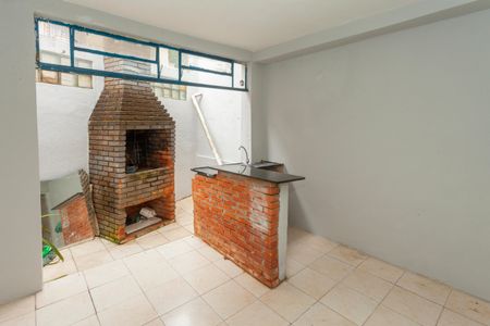 Casa à venda com 120m², 2 quartos e 1 vagaChurrasqueira