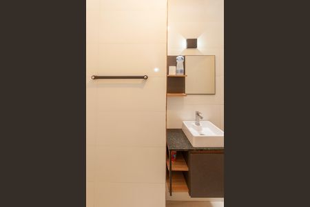 Casa à venda com 120m², 2 quartos e 1 vagaBanheiro