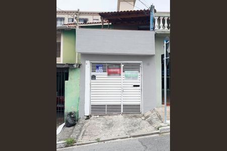 Casa à venda com 120m², 2 quartos e 1 vagaFachada