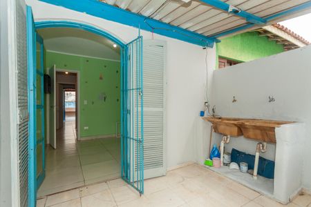 Casa à venda com 120m², 2 quartos e 1 vagaÁrea de Serviço